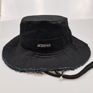 New Jacquemus bucket hat black